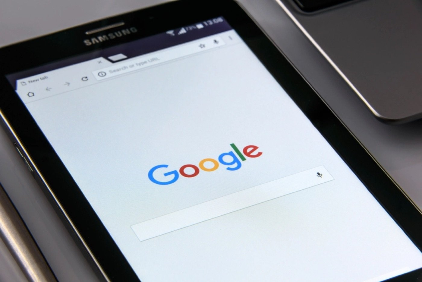 Como aparecer no Google sem pagar: guia prático para empresas