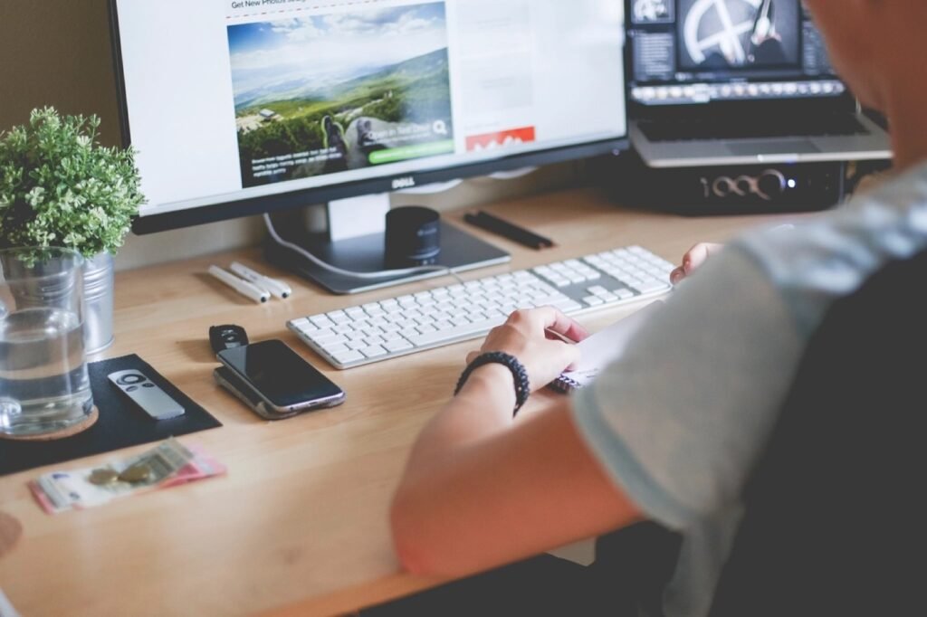 Site aberto no computador